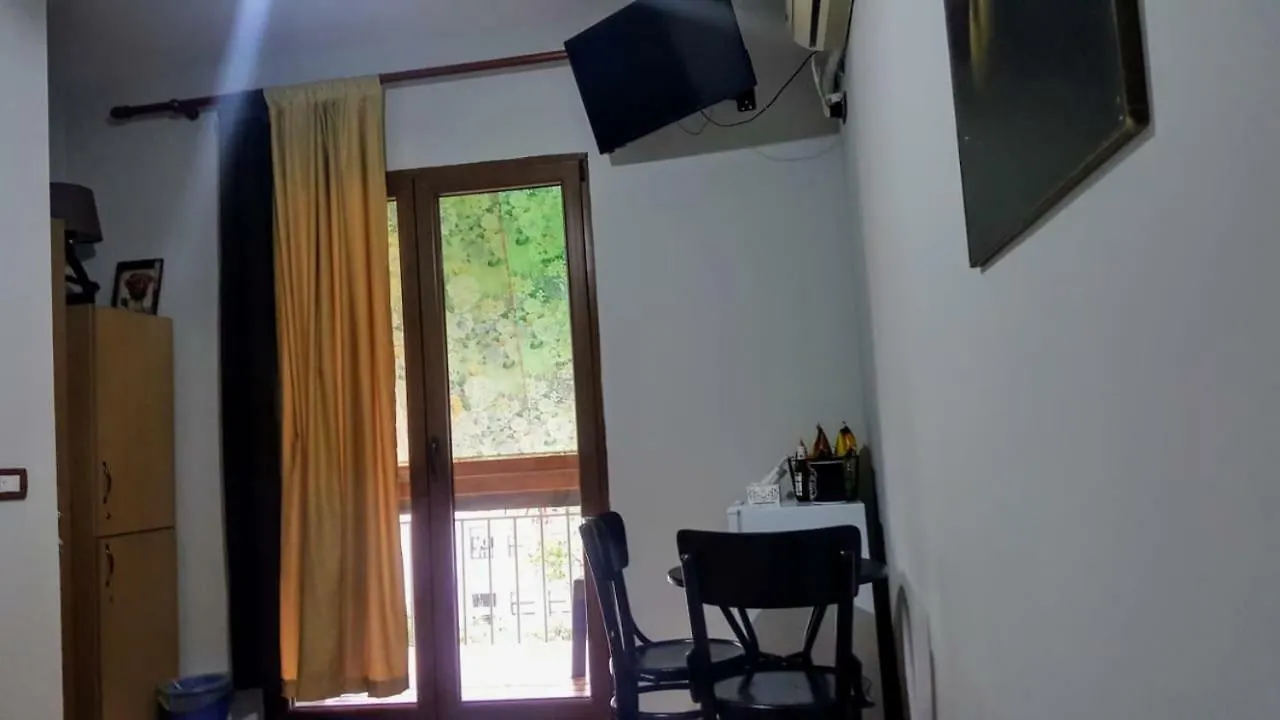 Elisabet Tirana Apartment