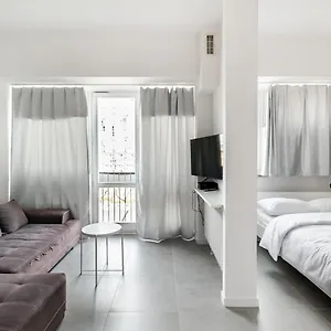 https://chodan-sky-blue-aparament.warsawhotelspoland.com