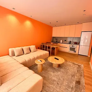 Apartamento Aia &, Tirana